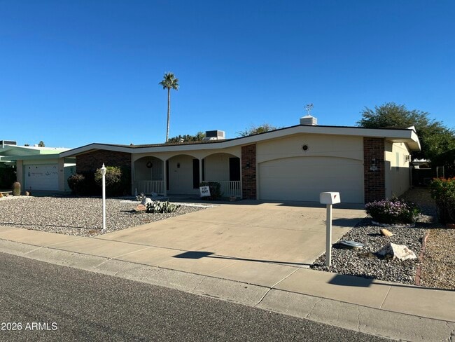 10645 W Sequoia Dr in Sun City, AZ - Building Photo - Building Photo