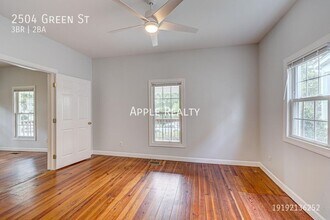 2504 Green St in Durham, NC - Building Photo - Building Photo
