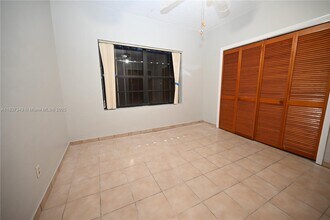 3444 NW 4th St in Miami, FL - Building Photo - Building Photo