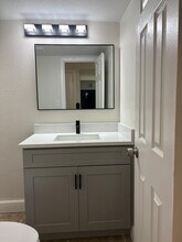 2227 Lyme Bay Dr in Orlando, FL - Foto de edificio - Building Photo