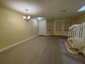 13801 SW 275th Terrace in Homestead, FL - Building Photo - Building Photo
