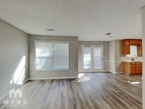 203 Peachtree Glen Dr in Ellenwood, GA - Building Photo - Building Photo