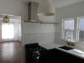 4517 Gilbert Pl in Los Angeles, CA - Building Photo - Building Photo