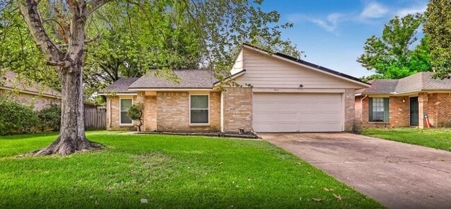 property at 7851 Battlepine Dr