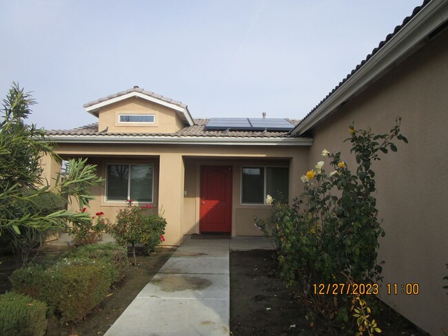 602 Darling Point Dr in Bakersfield, CA - Building Photo - Building Photo