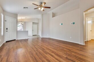 115 N Ramada Cir in Mesa, AZ - Building Photo - Building Photo