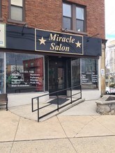 2-8 S 4th St in Emmaus, PA - Foto de edificio - Building Photo