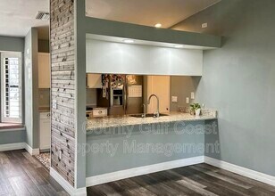 8034 56th Ct E in Palmetto, FL - Building Photo - Building Photo