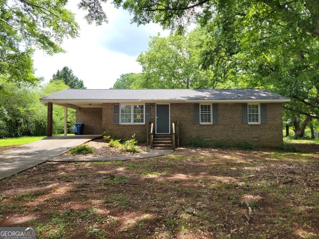 property at 109 Hilltop Cir