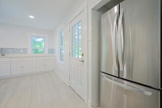 85 Main St in Groton, MA - Building Photo - Building Photo