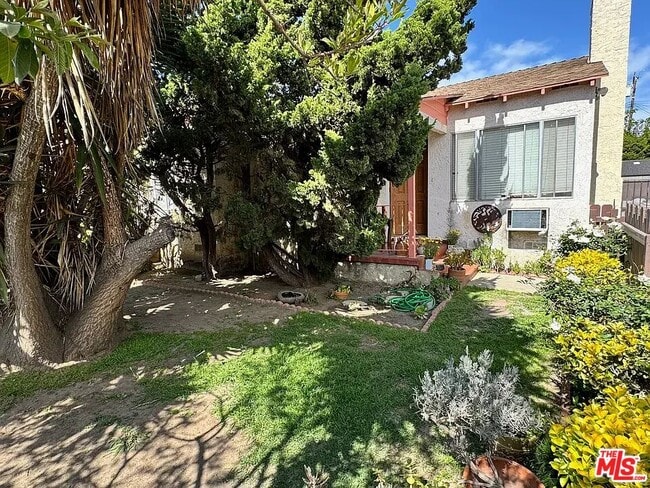 property at 3822 Huron Ave