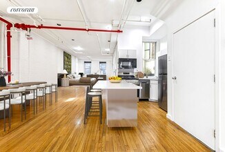 473 W Broadway in New York, NY - Building Photo - Building Photo