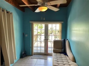 6901 SW 6th St in Pembroke Pines, FL - Building Photo - Building Photo