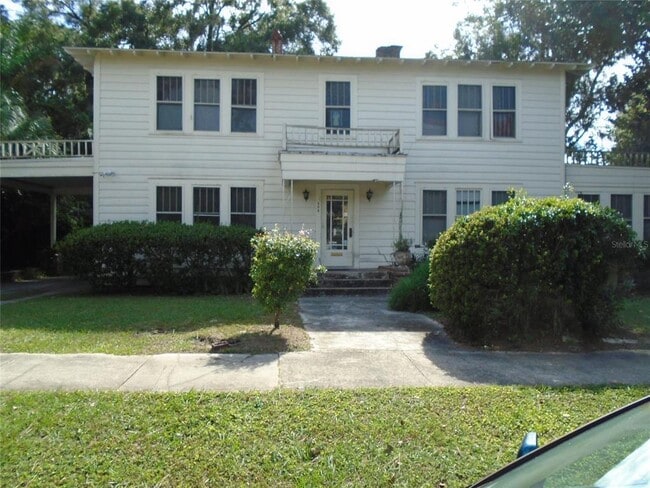 property at 505 NE 9th Ave