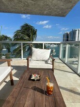 10 Venetian Way in Miami Beach, FL - Building Photo - Building Photo