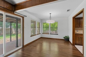 11007 Froke Cedar Trail in Austin, TX - Building Photo - Building Photo