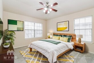 1310 W Parmer Ln in Austin, TX - Building Photo - Building Photo