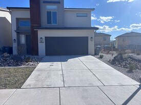 3144 E Sky Rim Wy in Saint George, UT - Building Photo