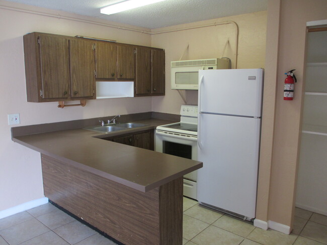 1717 Dixon Blvd, Unit 81 in Cocoa, FL - Building Photo - Building Photo