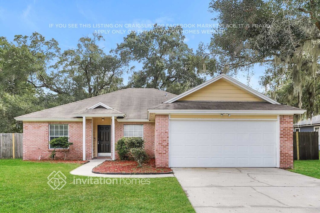 1370 Pawnee St in Orange Park, FL - Building Photo