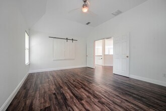 812 Brookwater Dr, Unit 0471 in McKinney, TX - Foto de edificio - Building Photo