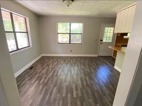 729 Butler St in Hartsville, SC - Foto de edificio - Building Photo