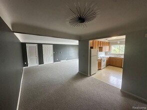 487 N Eton St in Birmingham, MI - Building Photo - Building Photo