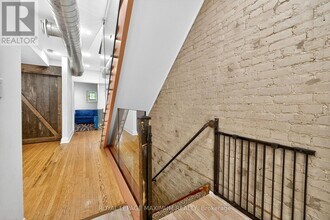 263 Brock Ave in Toronto, ON - Building Photo - Building Photo
