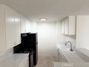 686 E Cottonwood Rd in Palm Springs, CA - Building Photo - Building Photo