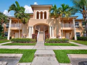 8912 Sandshot Ct-Unit -5122 in Port St. Lucie, FL - Foto de edificio - Building Photo