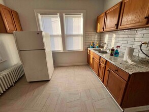 4835 S Justine St-Unit -1 in Chicago, IL - Building Photo - Building Photo