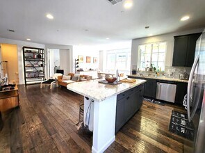 631 True Wind Way in Redwood City, CA - Building Photo - Building Photo