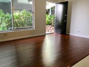 2957 Kalakaua Ave-Unit -117 in Honolulu, HI - Building Photo - Building Photo