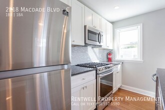 2218 MacDade Boulevard in Holmes, PA - Building Photo - Building Photo