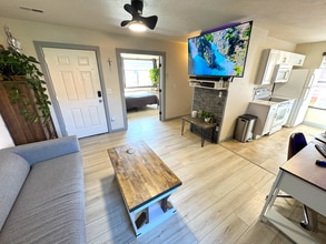 2241 S Buckley Rd, Unit 101 in Aurora, CO - Building Photo - Building Photo
