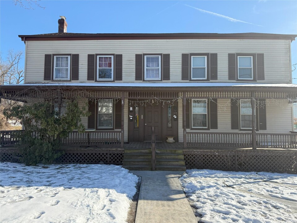 6 Glenmere Ave in Florida, NY - Building Photo