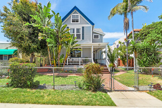 870 D Ave in Coronado, CA - Building Photo - Building Photo