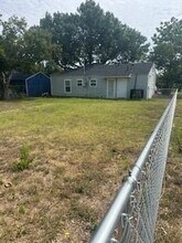 2747 Poinsettia Dr in Dallas, TX - Building Photo - Building Photo