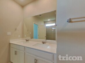 13532 Emerson Wy in Saint Hedwig, TX - Building Photo - Building Photo