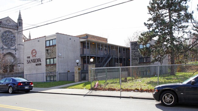 Sankofa House in Pittsburgh, PA - Foto de edificio - Building Photo
