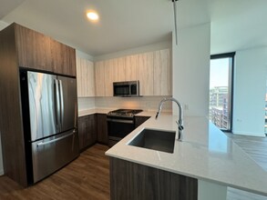 144 N Aberdeen St in Chicago, IL - Building Photo - Building Photo