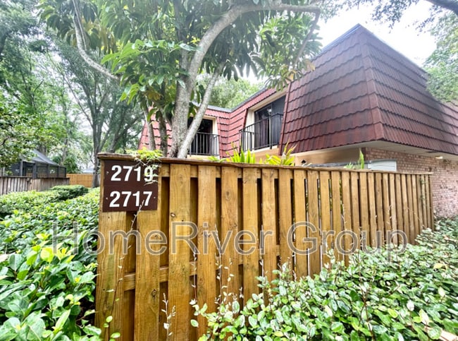 2719 14th Ct
