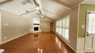 4903 Wind Chimes Dr in Houston, TX - Building Photo - Building Photo