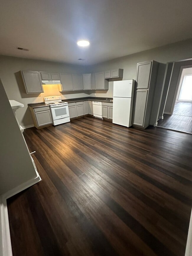 property at 146 W Lexington Ave