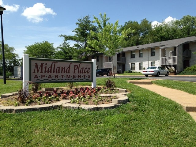 Midland Place Apartments in St. Louis, MO - Foto de edificio