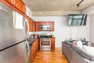 1620 S Michigan Ave, Unit 820 in Chicago, IL - Foto de edificio - Building Photo