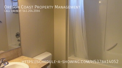 350 N Ocean Ave in Rockaway Beach, OR - Building Photo - Building Photo