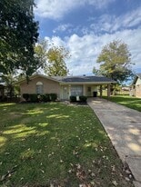 4853 Lilac Cir in Bossier City, LA - Building Photo