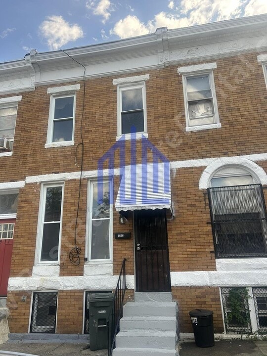 1913 Walbrook Ave in Baltimore, MD - Building Photo