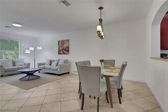 3353 Antica St in Ft. Myers, FL - Building Photo - Building Photo